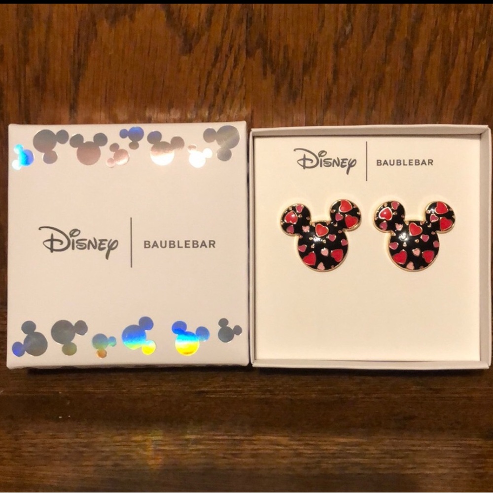 NIB-Disney x BaubleBar-Mickey Mouse Valentine’s Day Heart ❤️ Post Back Earrings